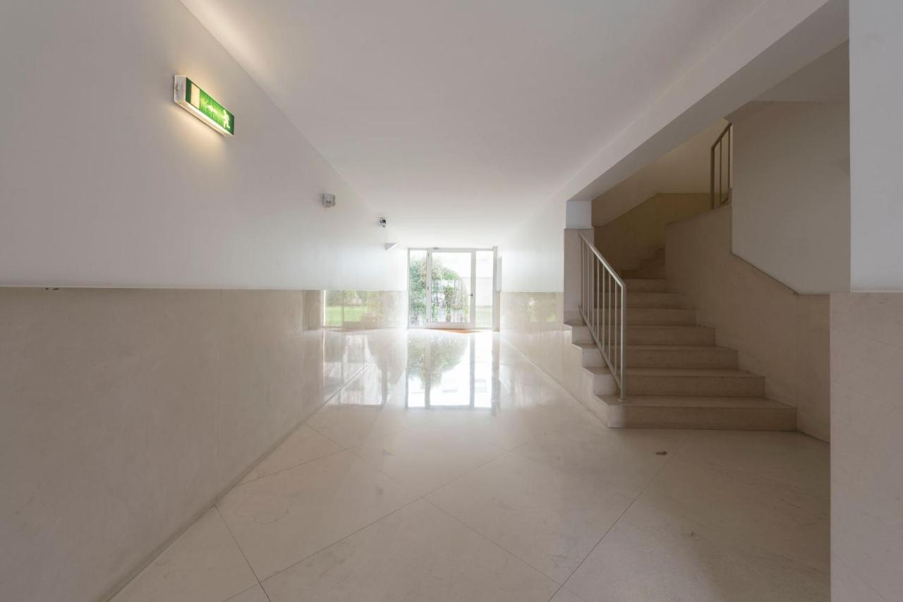 Lovelystay - Oporto Beach Apartment With 2 Free Parking Spots Matosinhos  Extérieur photo
