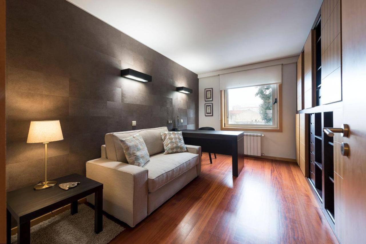Lovelystay - Oporto Beach Apartment With 2 Free Parking Spots Matosinhos  Extérieur photo