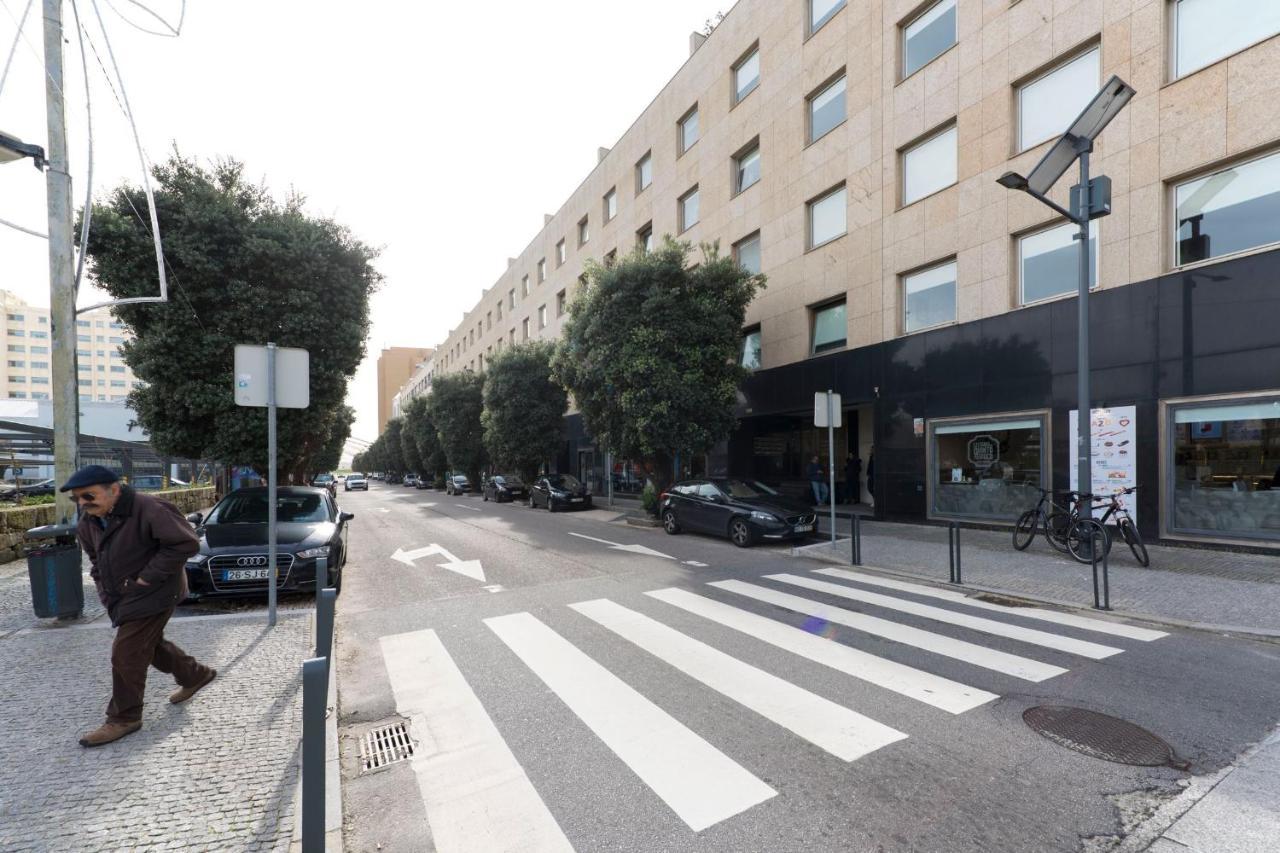 Lovelystay - Oporto Beach Apartment With 2 Free Parking Spots Matosinhos  Extérieur photo